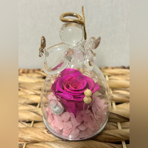 ANLUNOB Preserved Rose Glass Angel Figurine - Picture 4 of 6